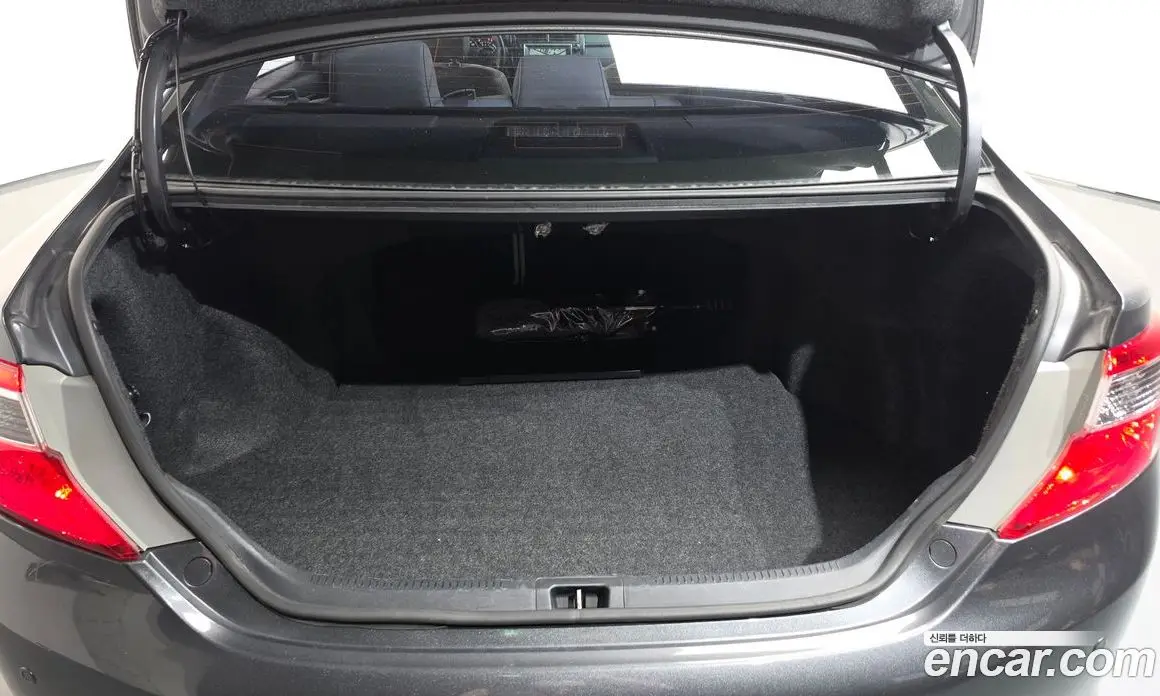 Toyota Camry 2012 2.5 АКПП, фото 18