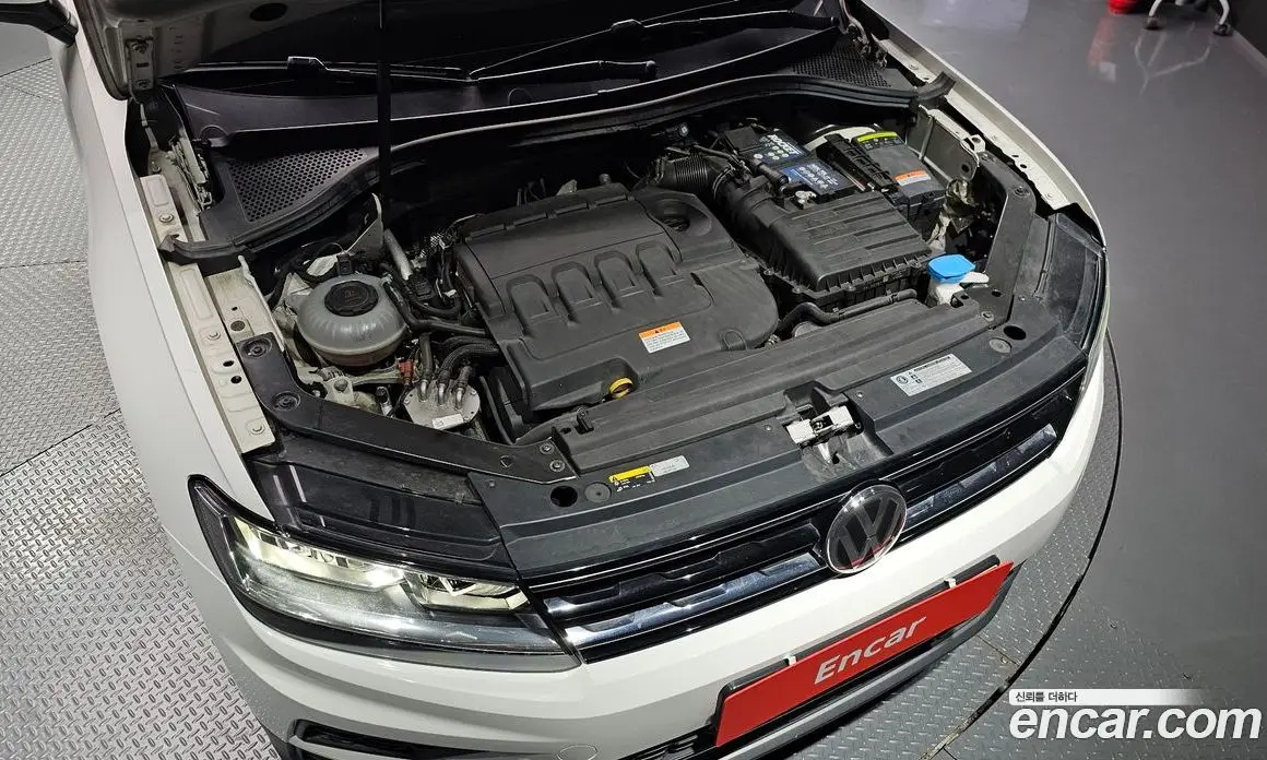 Volkswagen Tiguan 2020 2.0 АКПП, фото 6