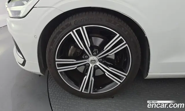 Volvo S60 2021 2.0 АКПП, миниатюра 5 Volvo S60 2021 2.0 АКПП, миниатюра 5