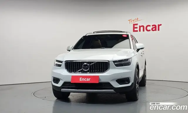 Volvo XC40 2021 2.0 АКПП, миниатюра 3