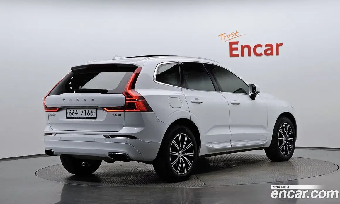 Volvo XC60 2019 2.0 АКПП, фото 1 Volvo XC60 2019 2.0 АКПП, фото 1