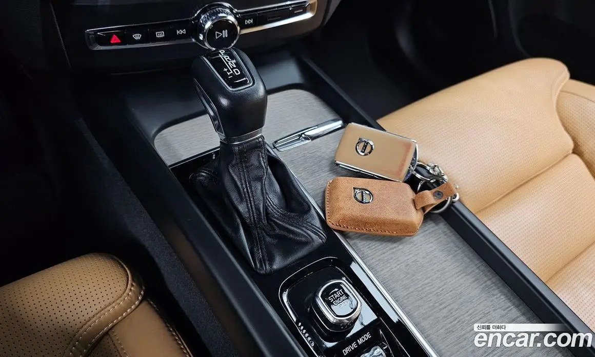 Volvo XC60 2019 2.0 АКПП, фото 11 Volvo XC60 2019 2.0 АКПП, фото 11