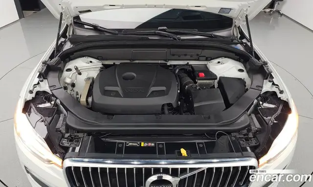 Volvo XC60 2019 2.0 АКПП, миниатюра 5 Volvo XC60 2019 2.0 АКПП, миниатюра 5