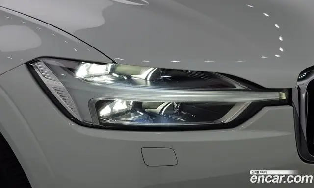 Volvo XC60 2019 2.0 АКПП, миниатюра 7 Volvo XC60 2019 2.0 АКПП, миниатюра 7