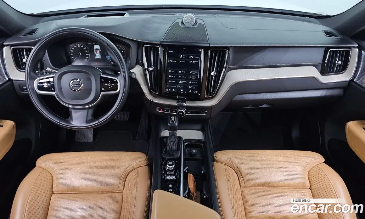 Volvo XC60 2019 2.0 АКПП, фото 9 Volvo XC60 2019 2.0 АКПП, фото 9