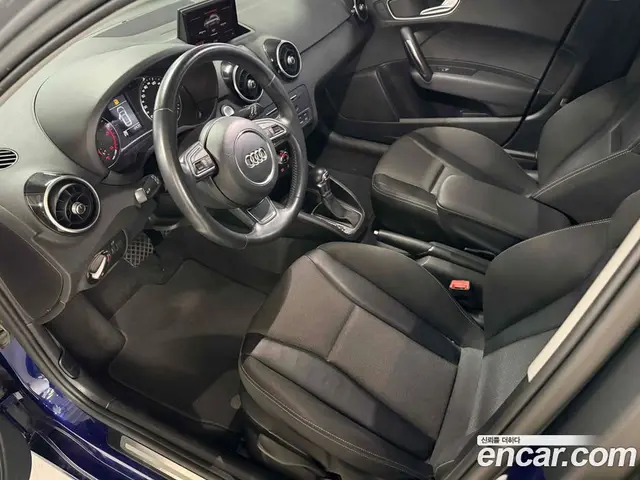 Audi A1 2015 1.6 АКПП, миниатюра 7