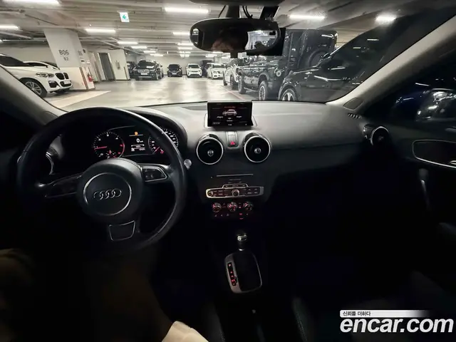 Audi A1 2015 1.6 АКПП, миниатюра 10