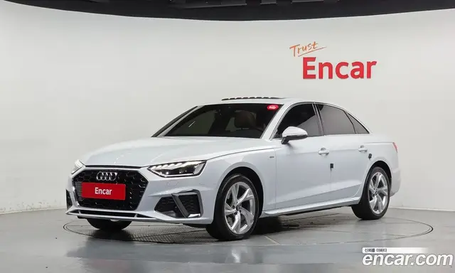 Audi A4, 2022, 69 133 км