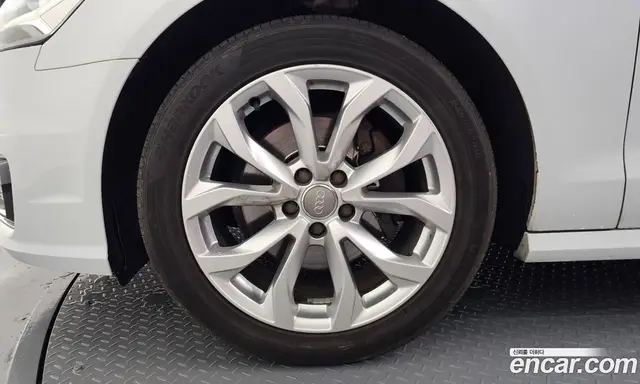 Audi A6 2015 2.0 АКПП, миниатюра 5
