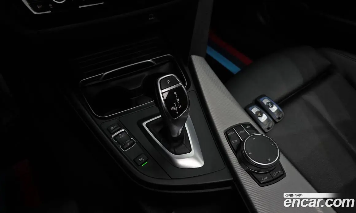 BMW 3 серия 2018 2.0 АКПП, фото 12