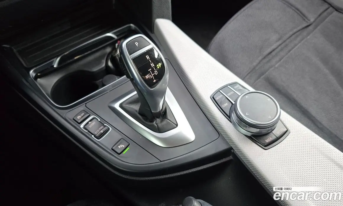 BMW 3 серия 2018 2.0 АКПП, фото 12