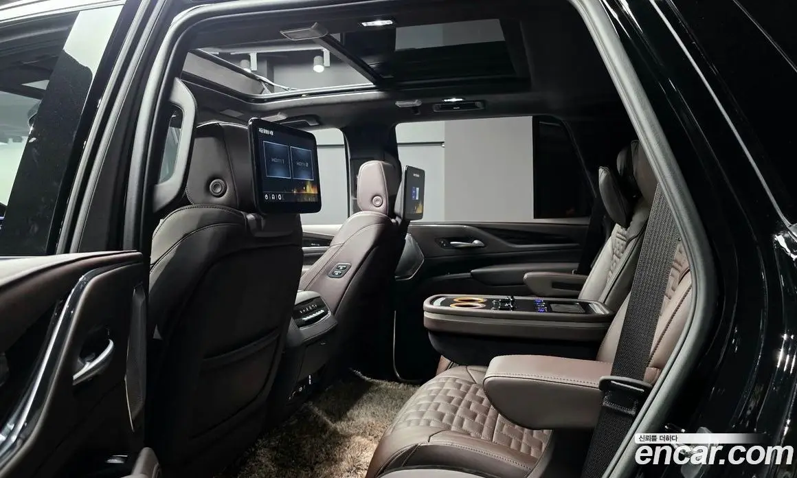 Cadillac Escalade 2024 6.2 АКПП, фото 11