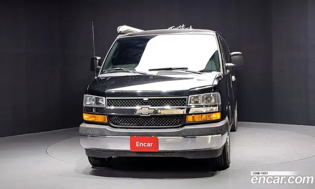 Chevrolet Express Van 2018 6.0 АКПП, миниатюра 3