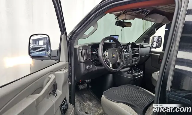 Chevrolet Express Van 2018 6.0 АКПП, миниатюра 10