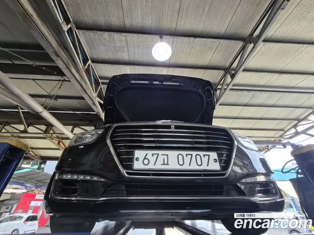Genesis EQ900, 2016, 226 465 км