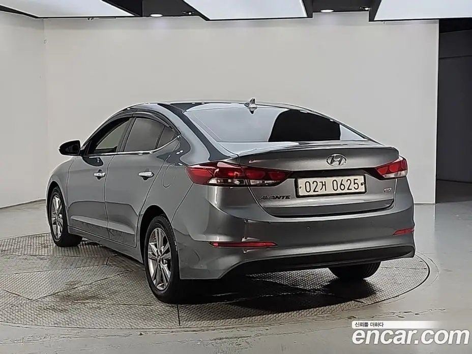 Hyundai Avante 2016 1.6 АКПП, фото 3