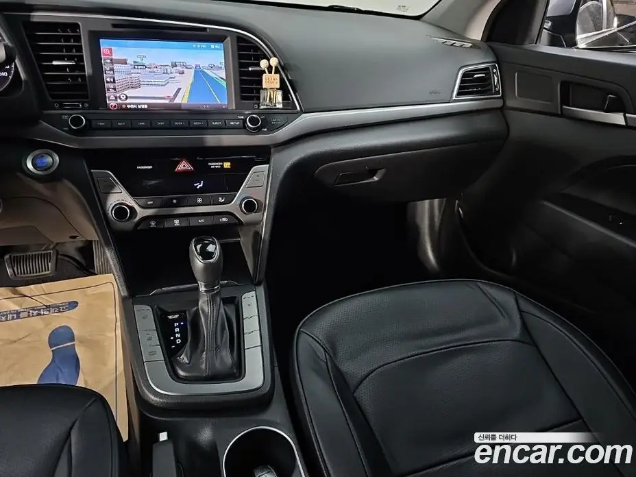 Hyundai Avante 2016 1.6 АКПП, фото 10