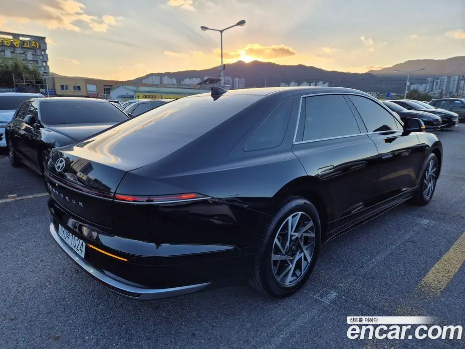 Hyundai Grandeur 2023 1.6 АКПП, фото 4