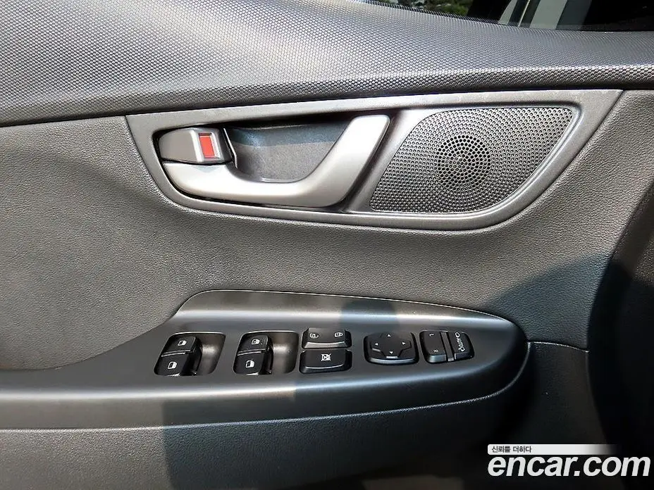 Hyundai Kona 2019 1.6 АКПП, фото 11