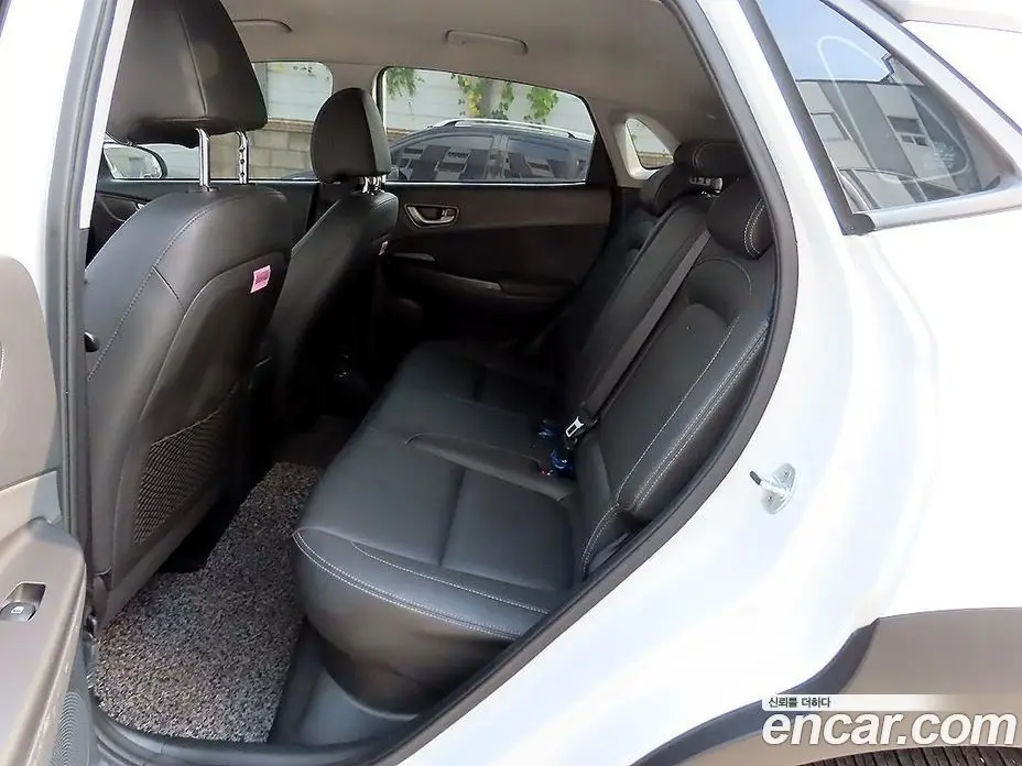 Hyundai Kona 2019 1.6 АКПП, фото 6