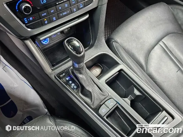 Hyundai Sonata 2015 2.0 АКПП, миниатюра 9