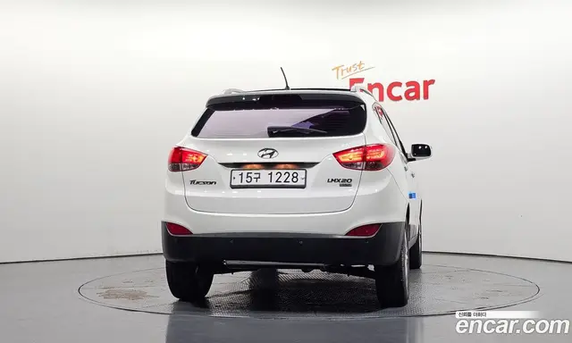 Hyundai Tucson 2010 2.0 АКПП, миниатюра 4