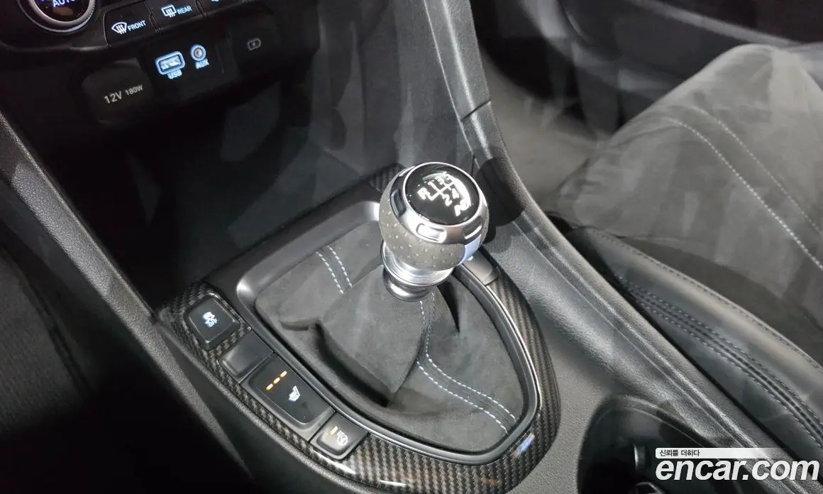 Hyundai Veloster 2018 2.0 МКПП, фото 12