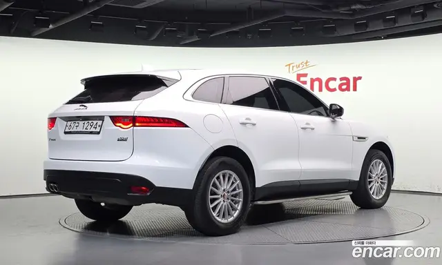 Jaguar F-Pace 2017 2.0 АКПП, миниатюра 2