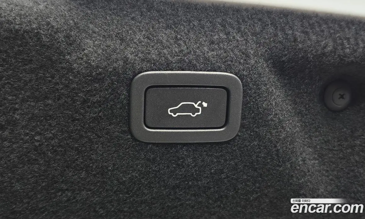 Jaguar XE 2019 2.0 АКПП, фото 19 Jaguar XE 2019 2.0 АКПП, фото 19