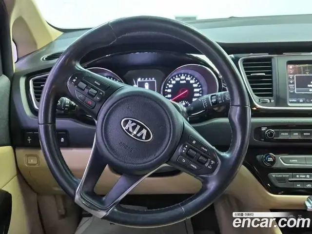 Kia Carnival 2017 2.2 АКПП, миниатюра 9