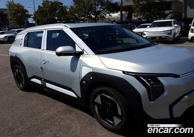 Kia EV3 2026 1.0 АКПП, миниатюра 8