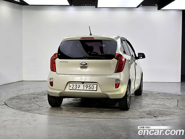 Kia Morning 2013 1.0 АКПП, миниатюра 3