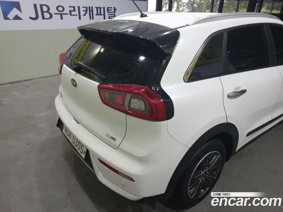 Kia Niro 2017 1.6 АКПП, фото 12