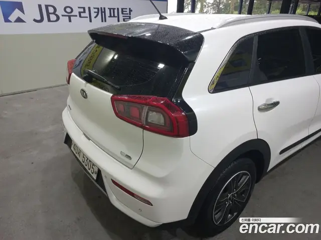 Kia Niro 2017 1.6 АКПП, миниатюра 12
