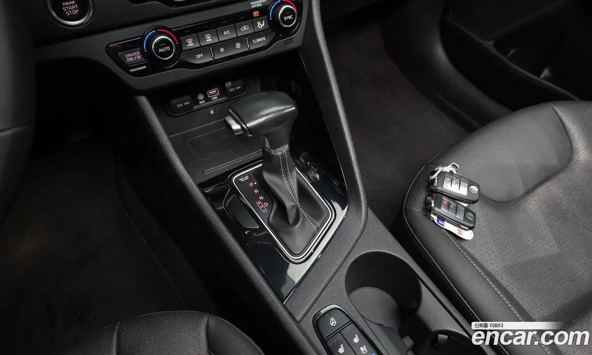 Kia Niro 2017 1.6 АКПП, фото 12