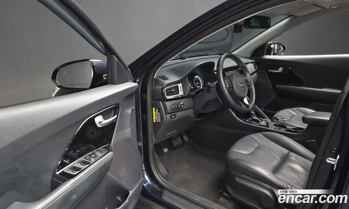Kia Niro 2017 1.6 АКПП, фото 13