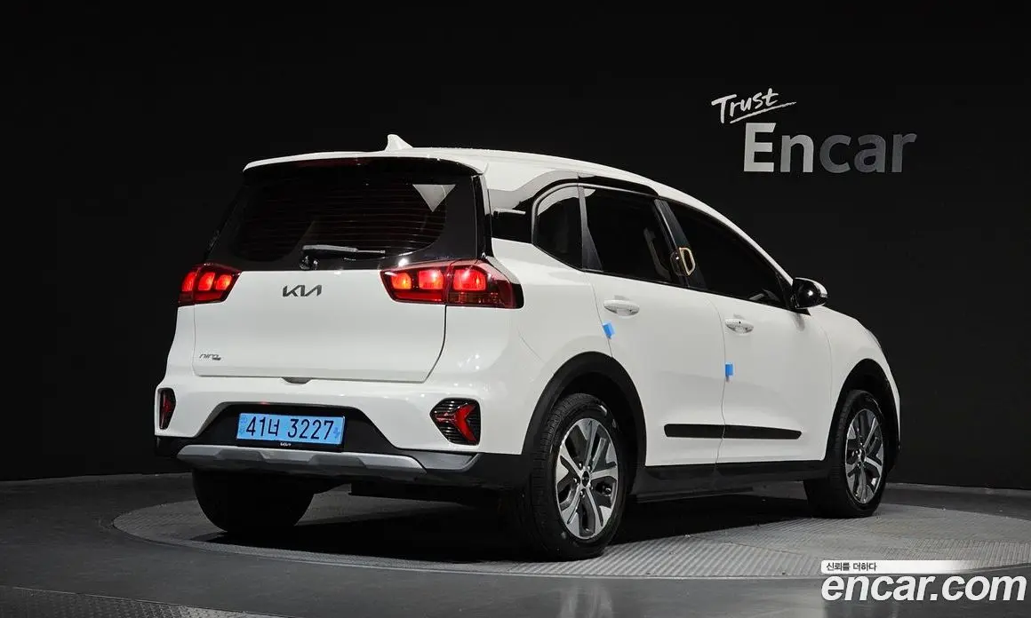 Kia Niro 2022 0.2 АКПП, фото 2 Kia Niro 2022 0.2 АКПП, фото 2