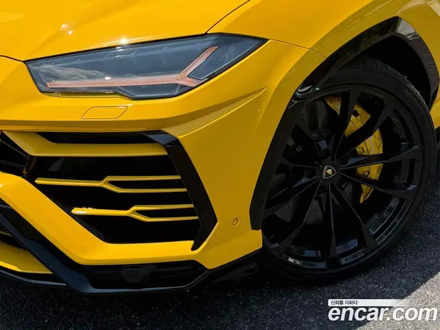 Lamborghini Urus 2019 4.0 АКПП, миниатюра 2