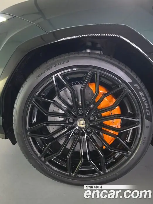 Lamborghini Urus 2026 4.0 АКПП, фото 5