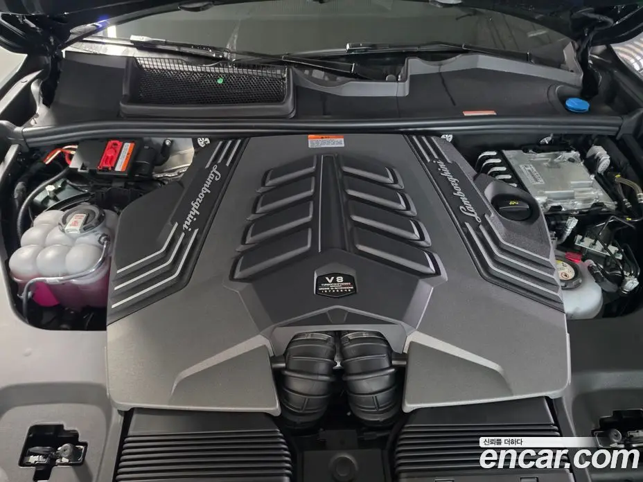 Lamborghini Urus 2026 4.0 АКПП, фото 6
