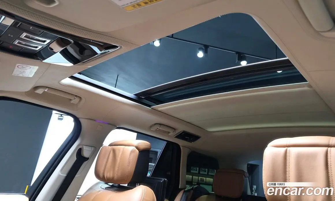 Land Rover Range Rover 2019 4.4 АКПП, фото 19