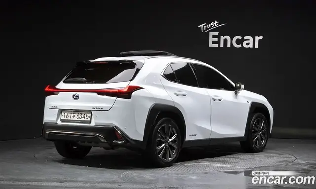Lexus UX 2020 2.0 АКПП, миниатюра 2 Lexus UX 2020 2.0 АКПП, миниатюра 2
