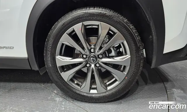 Lexus UX 2020 2.0 АКПП, миниатюра 7 Lexus UX 2020 2.0 АКПП, миниатюра 7