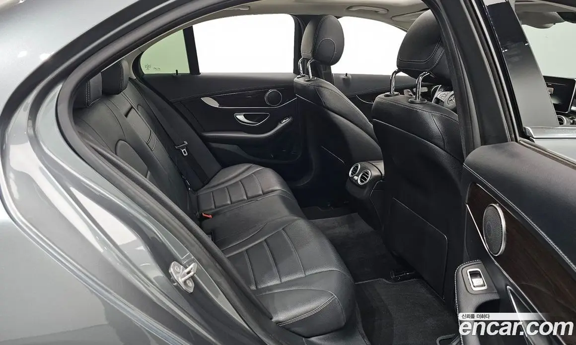 Mercedes-Benz C-Class 2018 2.0 АКПП, фото 18