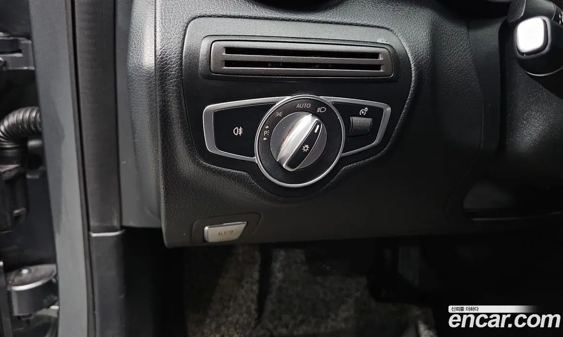 Mercedes-Benz C-Class 2018 1.6 АКПП, фото 17