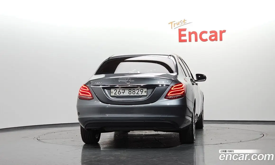Mercedes-Benz C-Class 2018 1.6 АКПП, фото 4