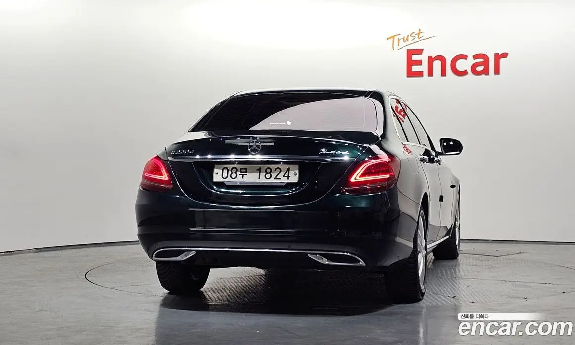 Mercedes-Benz C-Class 2018 1.9 АКПП, фото 4