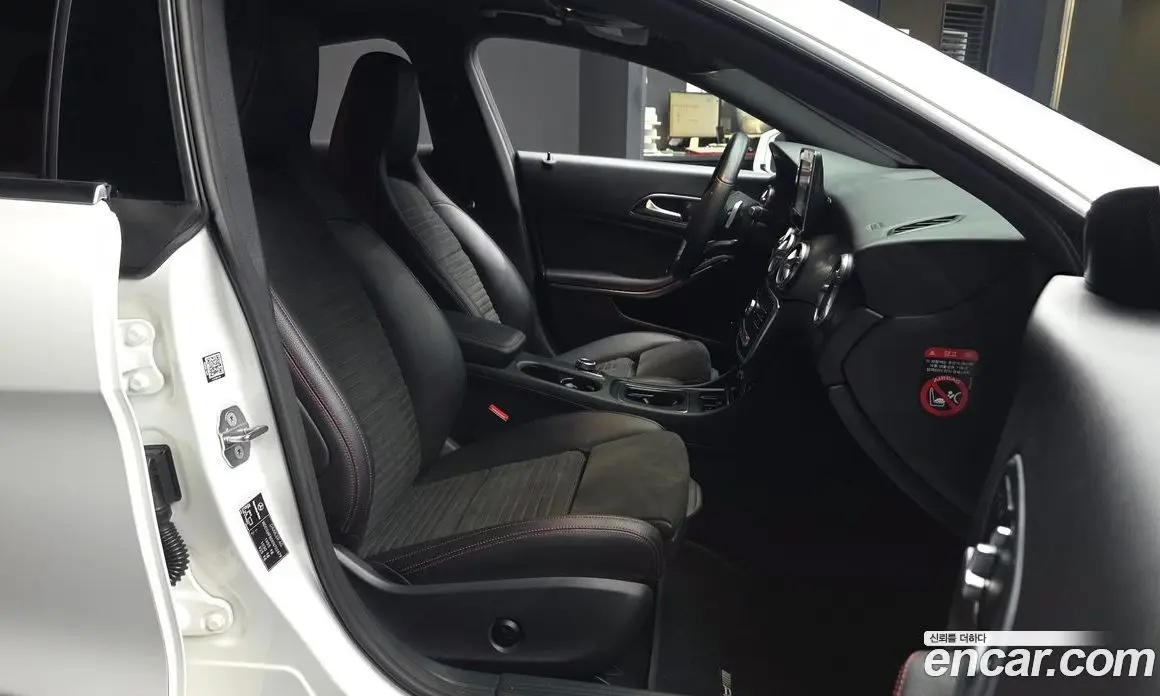 Mercedes-Benz CLA-Class 2018 2.0 АКПП, фото 16