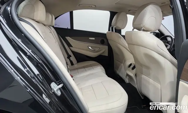 Mercedes-Benz E-Class 2017 2.0 АКПП, миниатюра 12
