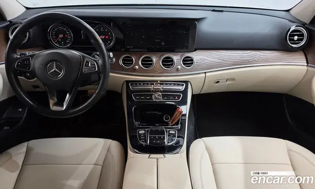 Mercedes-Benz E-Class 2017 2.0 АКПП, миниатюра 7
